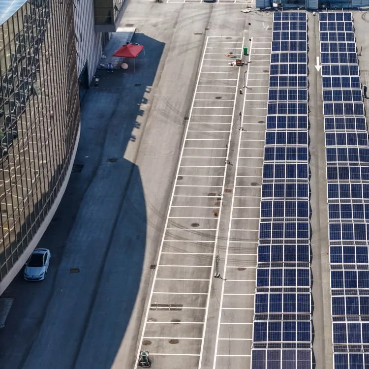 Price of photovoltaic panels installed in Iceland